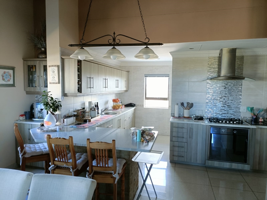 3 Bedroom Property for Sale in Oubaai Western Cape